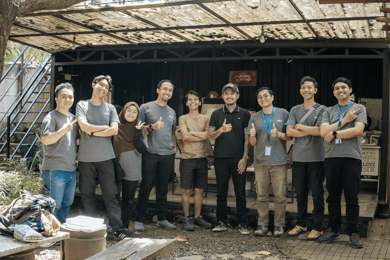 Qohua Team Visits Ruang Mimpi Coffee: Exploring Two Master Roasters' Experience with Roastrix400 PRO